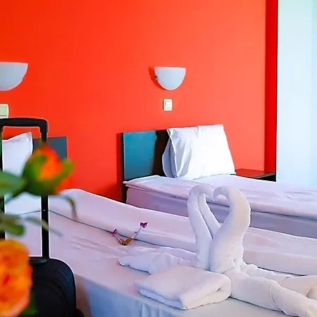 Alexander Hotel
