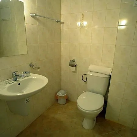 Hotel Alexander 3*