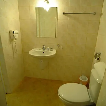Hotel Alexander 3*